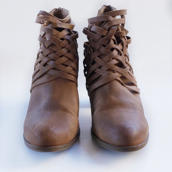 Arizona Jean Co. Brown Strappy Booties 10M - Picture 4 of 6
